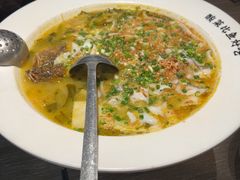 -太二酸菜鱼(菱角湖万达店)
