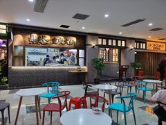 -卤校长重庆火锅(国兴店)