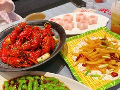 -肥肥虾庄·金牌油焖大虾(杨园滨江时代walk店)