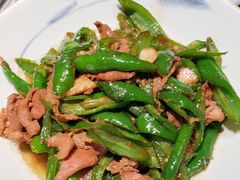 辣椒炒宁乡花猪肉-佬麻雀·剁椒鱼头(京基KK One店)