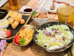 -肉魁屋·烧肉·烧鸟·酒场(高新店)