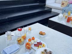 -瑰丽酒店·海吧·天际下午茶·现场DJ·天台酒吧