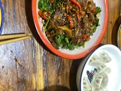 -老三样·美食研究中心(世贸路店)