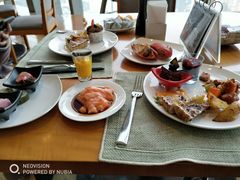 -视界美食自助餐厅·石家庄希尔顿酒店