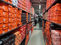 -法雅体育工厂店(皂君庙路店)