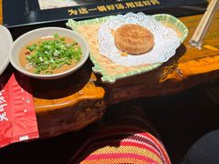 -老牌坊云南鱼豆花火锅(哈西万达店)
