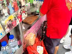 -詹爷爷乌节路街头冰淇淋
