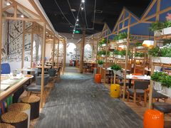 -渝信川菜 · 川味家常菜(财富购物中心店)