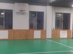 -悦动体能篮球羽毛球网球(三里河店)