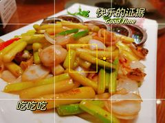 -黄泥岗·地道湖北菜(奥特莱斯店)