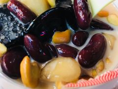 -八婆婆烧仙草(中山路店)