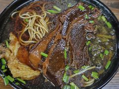 -小龙大肉面馆