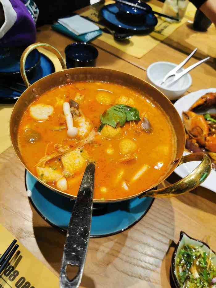 摩登有记·新派泰国菜(伦教银钻店)-"[薄荷]环境:在银钻广场,最好的就