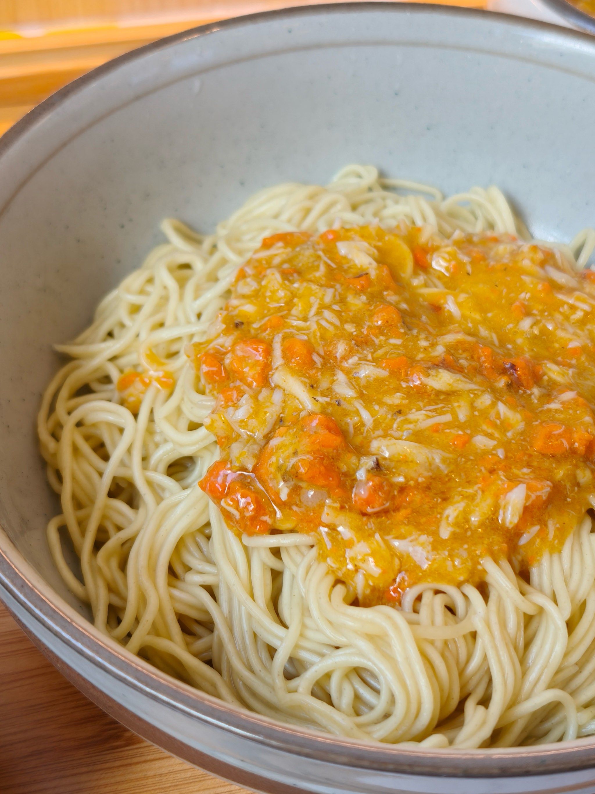 这一口蟹黄面!真的没有对手!