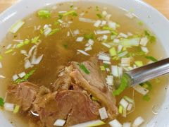 小碗牛肉汤-清真·老金家牛肉店(会展路店)