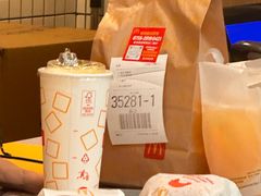 -麦当劳(深圳北站B2检票口楼上)