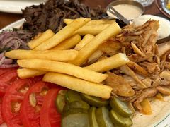 烤肉拼盘-ELI FALAFEL Lebanese&Mediterranean黎巴嫩美食(富城路店)