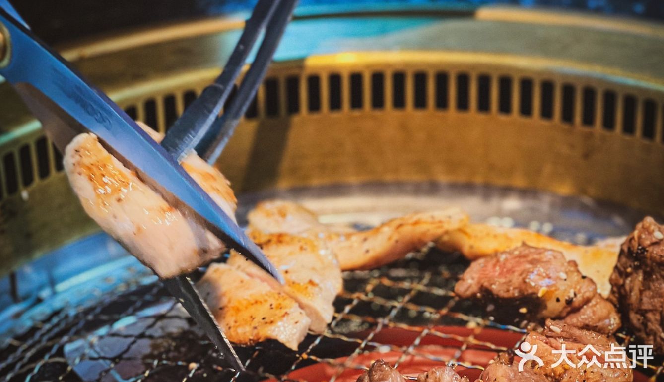 潮爆科技感夜店风日式烤肉|燒肉人