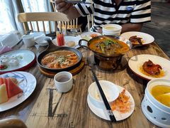 -香山湖家家宴(中山陵店)