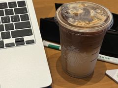 -星巴克(长沙友阿奥特莱斯店)