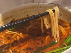 小锅米线-云海肴·汽锅鸡·云南菜(天山百盛优客店)