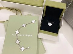 -Van Cleef & Arpels(海港城海洋中心店)