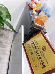 -凡碧诗毛孔收细