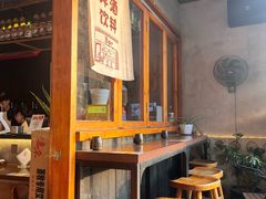 -8PINTS八品脱·日料·烧鸟·精酿小酒馆(莘庄店)