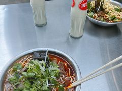 -薛记襄阳香辣牛肉面(平安路店)