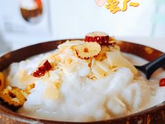 -津椰本·海南正宗椰奶清补凉(店一店)