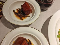 毛家红烧肉-毛家饭店·30年融合新湘菜(汉峪金谷店)