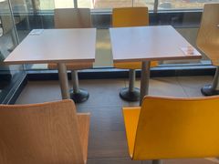 二楼景观位-麦当劳(朝阳路得来速店)