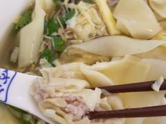 -笑来喜馄饨小笼工坊店(湖滨街店)