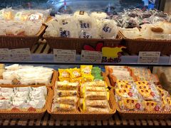 -光明牛奶棚(南泉店)