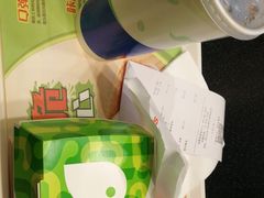 -德克士(虹桥火车站店)