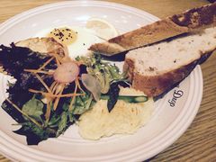 三文鱼Brunch-白兔糖咖啡