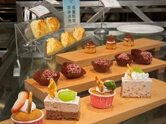 -汇泉王朝大饭店-旋转餐厅(南海路店)