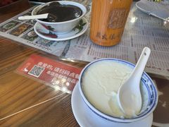 -周大娘牛乳(旧寨古村总店)