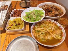 -六福烧烤酒馆(秦隆步行街店)