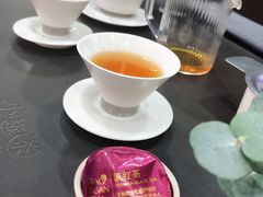 -小罐茶(广百百货中怡店)