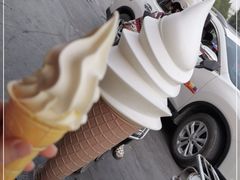 -古老冰山特色冰淇淋店(艾提尕尔店)