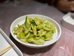 拍黄瓜-有位虾匠·香辣蟹·小龙虾(李村店)