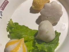 -老牌坊云南鱼豆花火锅(哈西万达店)