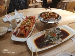 -宝燕海货工场(长江国际店)