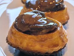 一口鲍鱼酥-三号黄浦会Canton Table