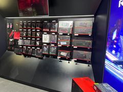 -ROG玩家国度(美罗城店)