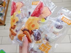 -全家便利店(东直门店)