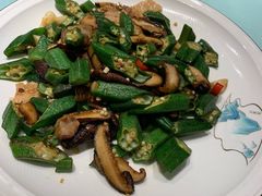 -吴记酱骨炖菜馆(康安路店)