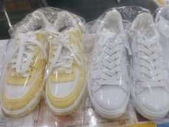 -翰皇直营洗衣洗鞋(望京鹿港店)