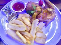 半只慕尼黑啤酒节烤鸡-Paulaner·德国帕拉娜自酿啤酒餐厅(海上世界店)